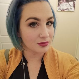 Meet your Posher, Janel